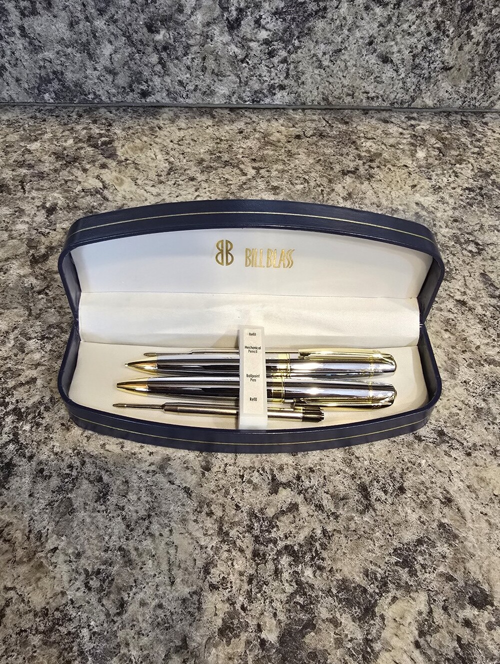 New Vintage Bill Blass Two-Tone Silver Gold Pen and Mechanical Pencil Set